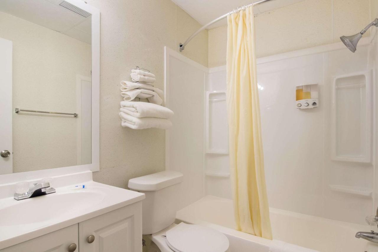 Rodeway Inn & Suites Sidney Historic Downtown I-80 Eksteriør billede