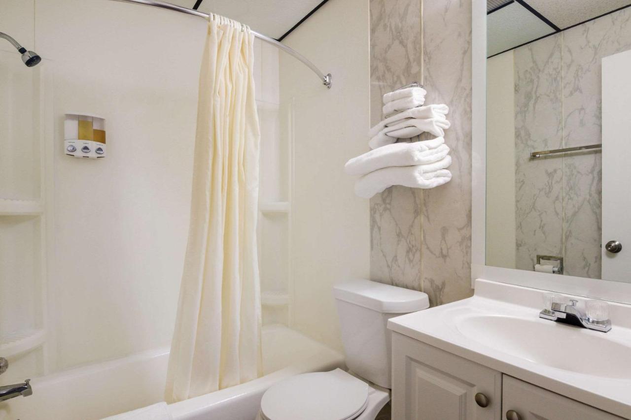 Rodeway Inn & Suites Sidney Historic Downtown I-80 Eksteriør billede