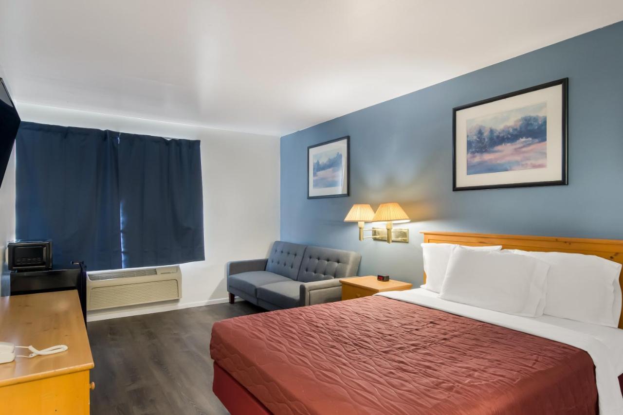 Rodeway Inn & Suites Sidney Historic Downtown I-80 Eksteriør billede